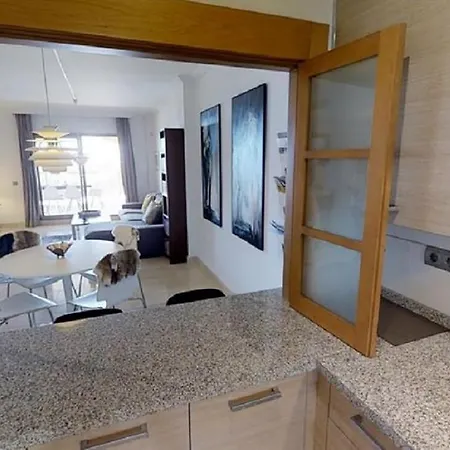 Wonderful With Great Views Apartment Estepona